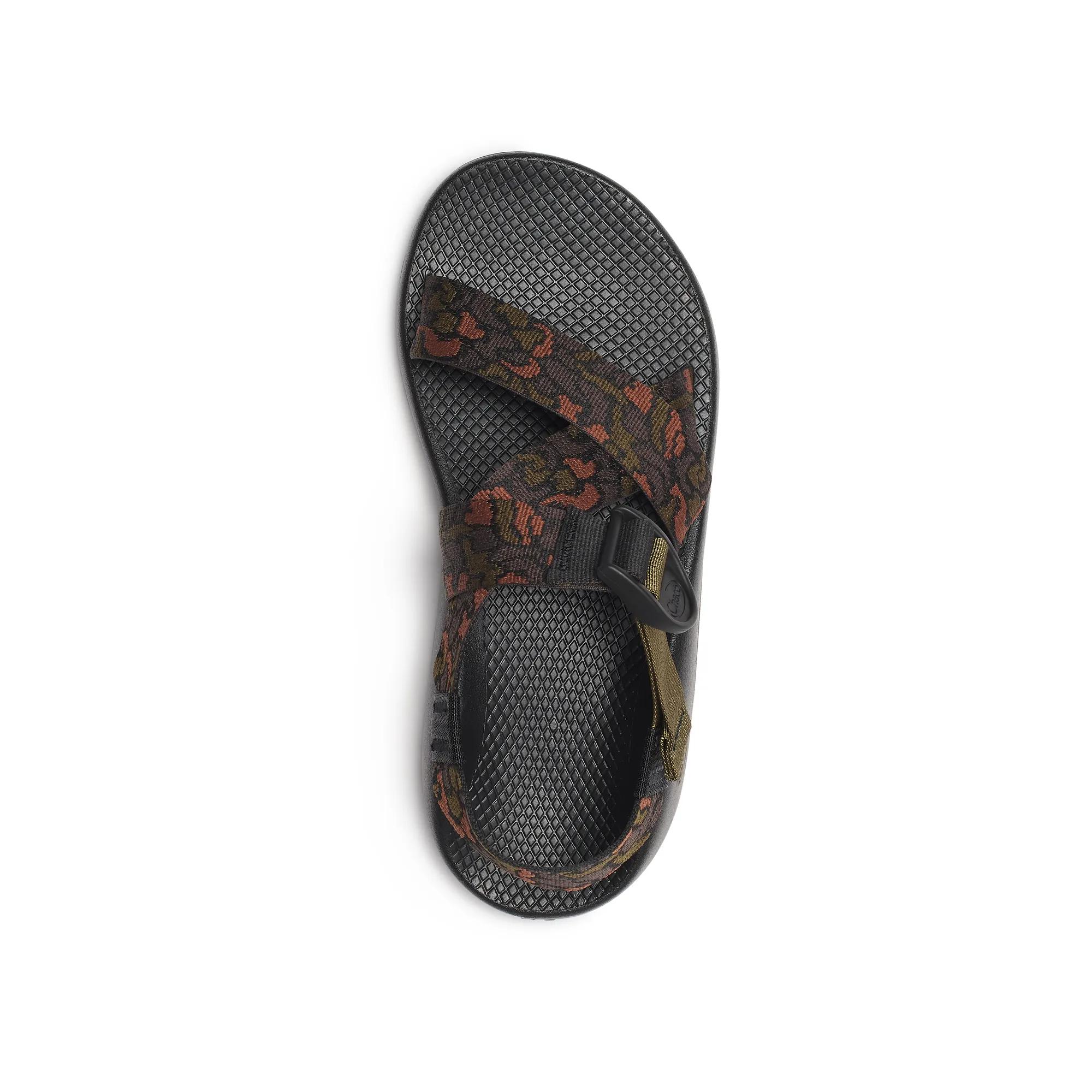 Mega Z/1 Wide-Strap Classic Sandal, Pebble Coal, dynamic 3