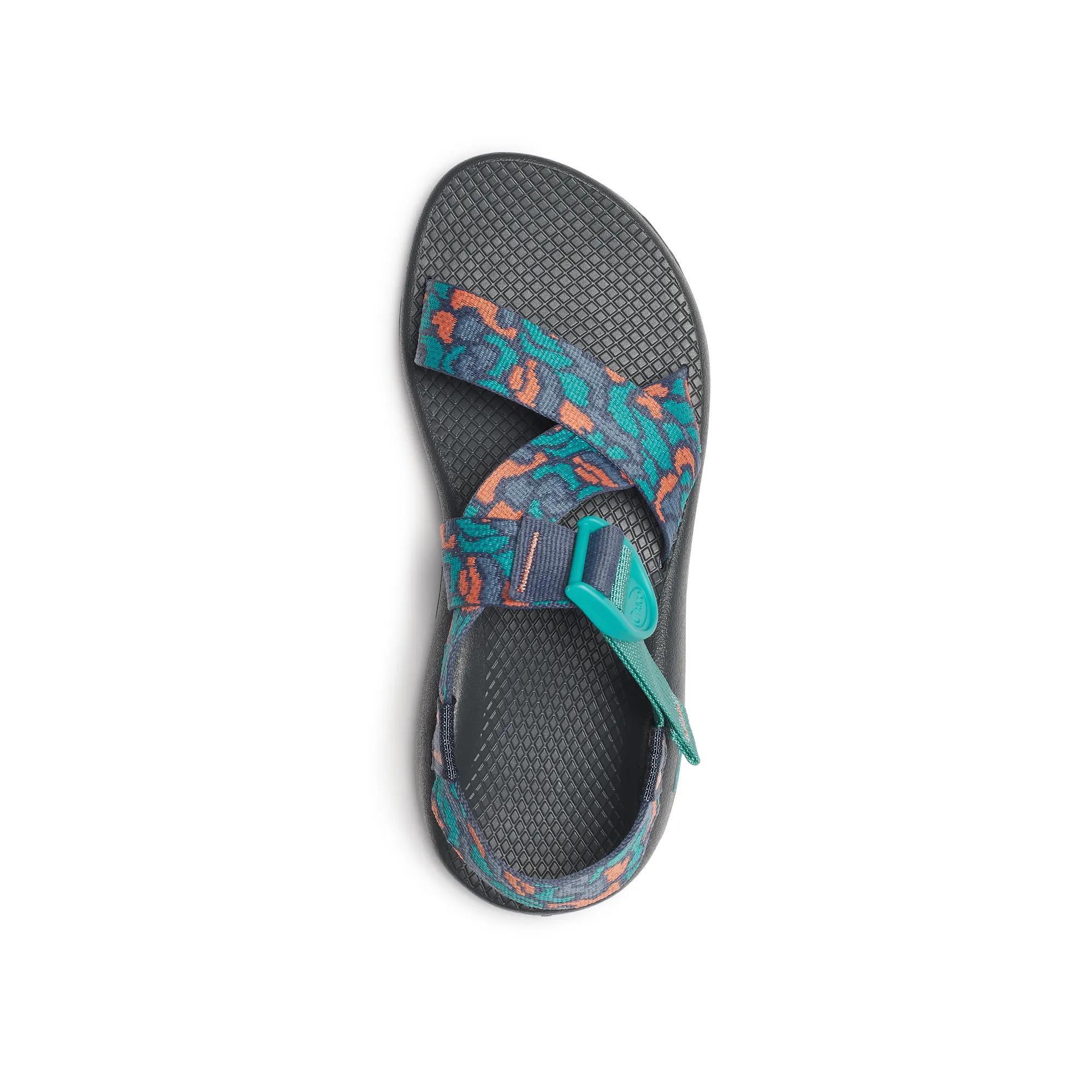 Mega Z/1 Wide-Strap Classic Sandal, Pebble Inlet, dynamic 3