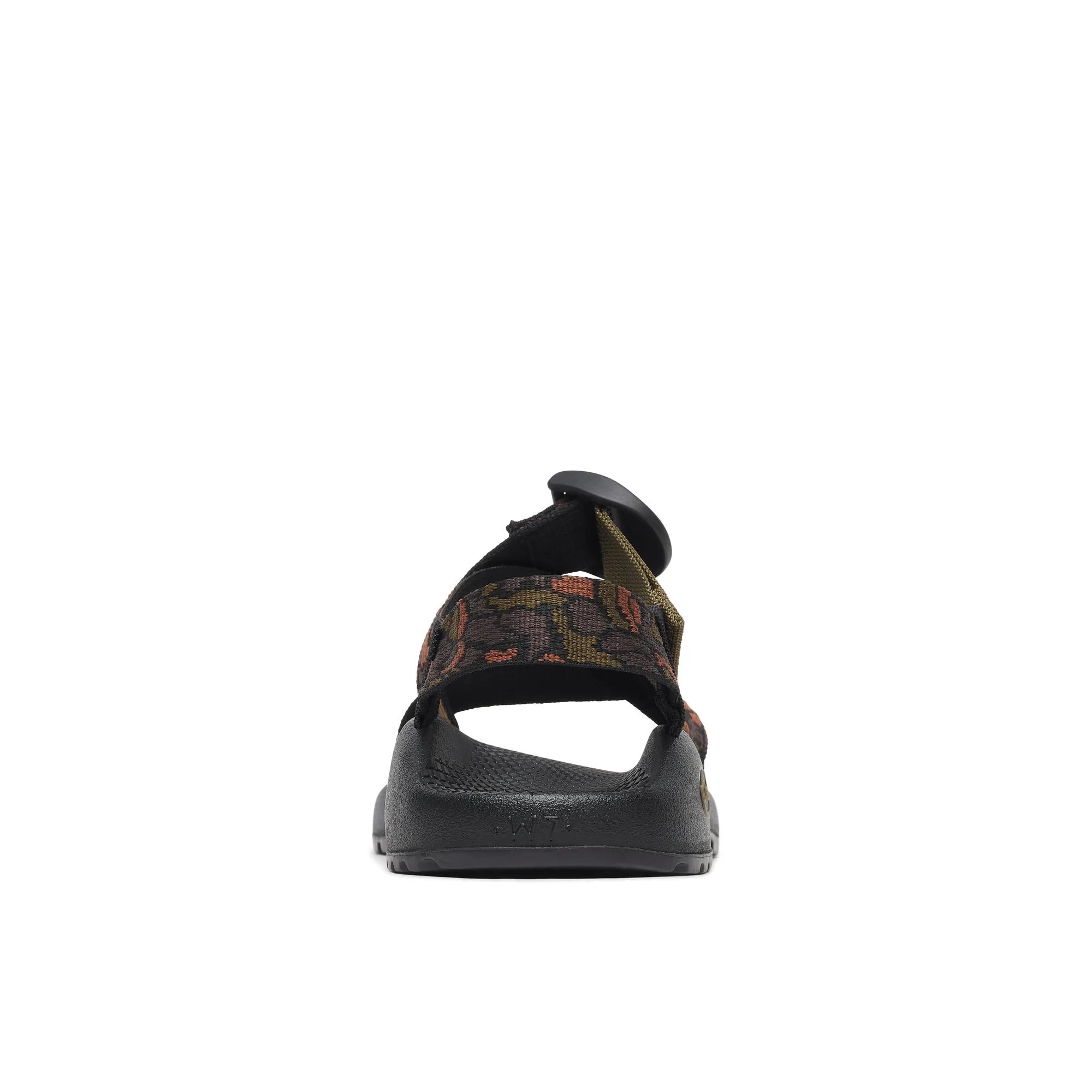 Mega Z/1 Wide-Strap Classic Sandal, Pebble Coal, dynamic 4