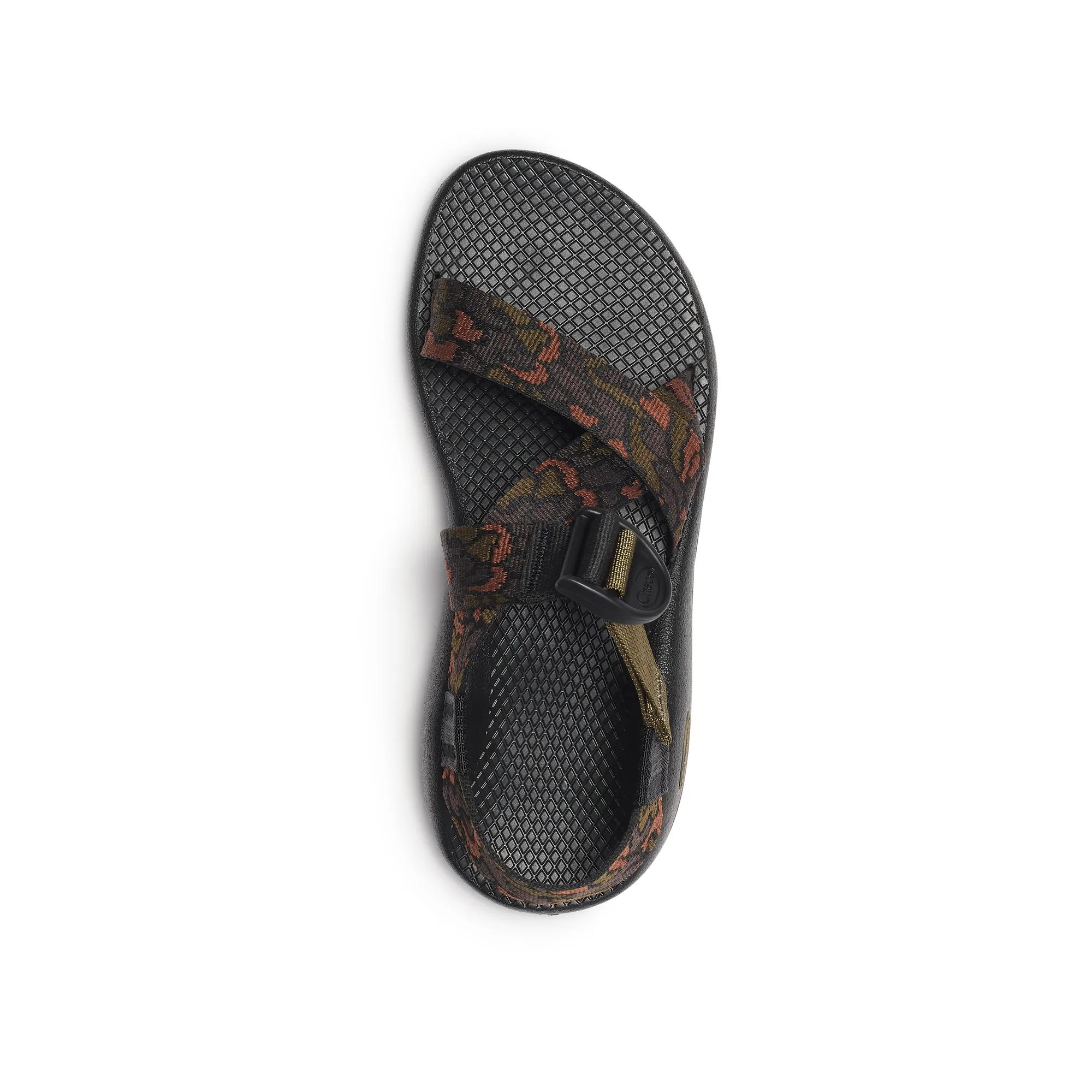 Mega Z/1 Wide-Strap Classic Sandal, Pebble Coal, dynamic 3