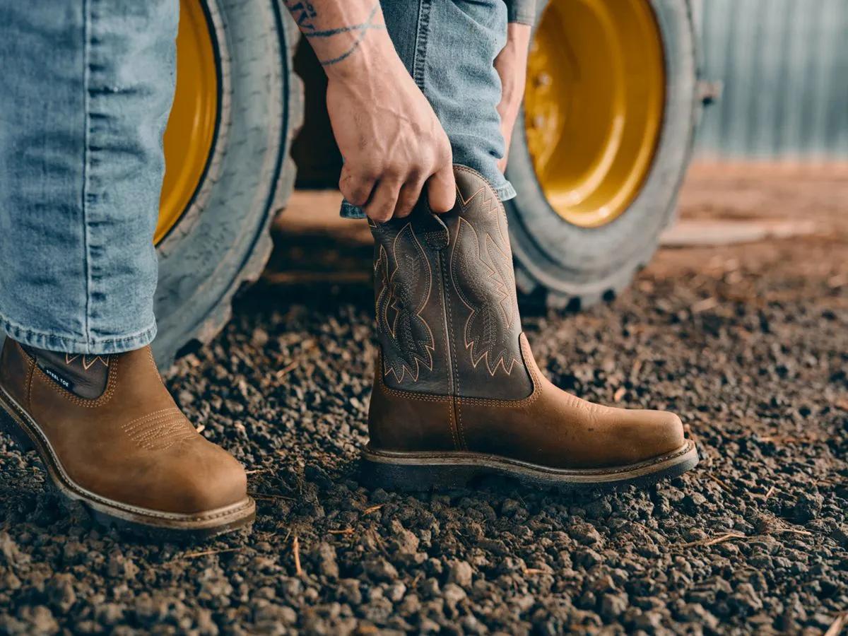 Colorado Frontier Steel Toe Boot, Beaned, dynamic 2