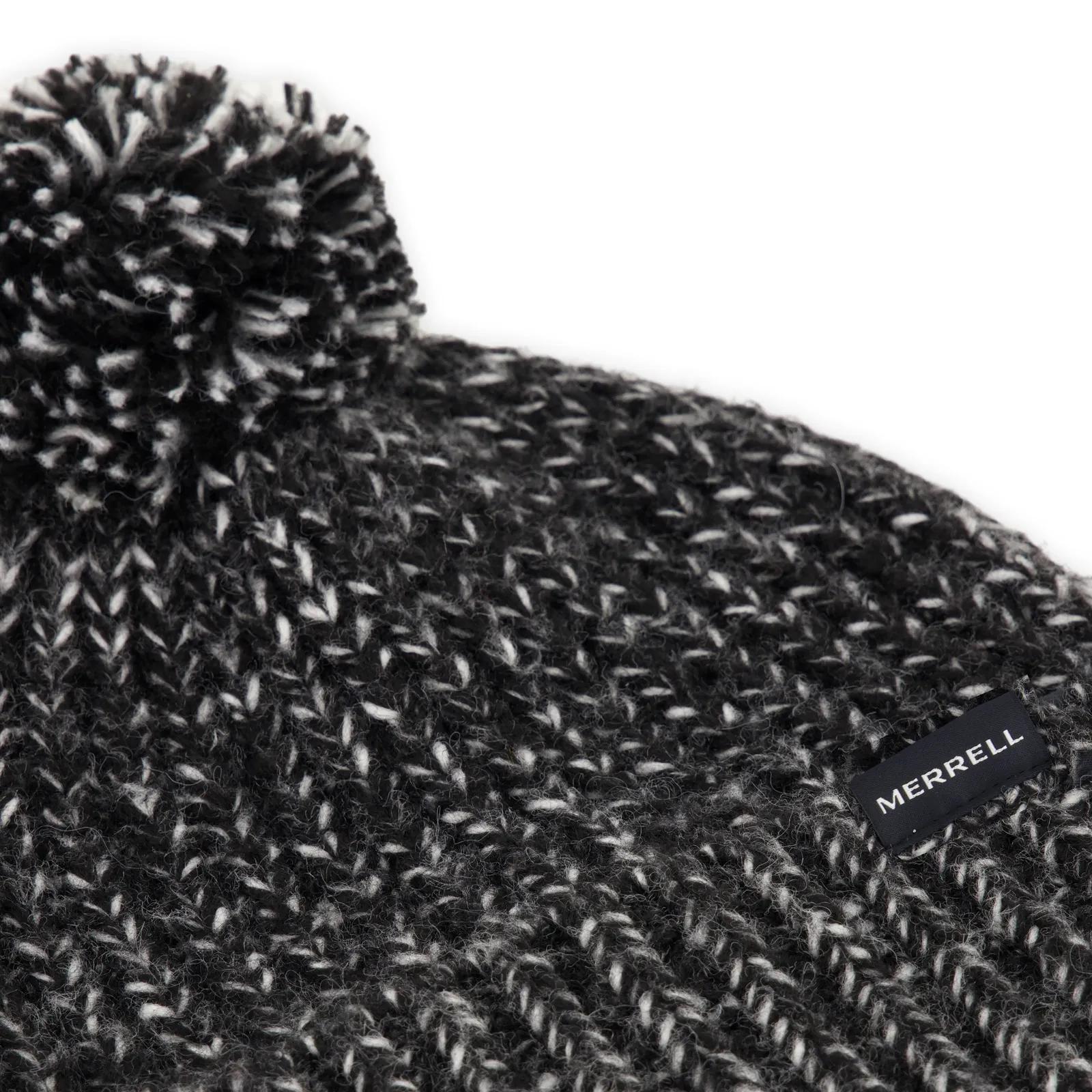 Avalea Chunky Yarn Beanie