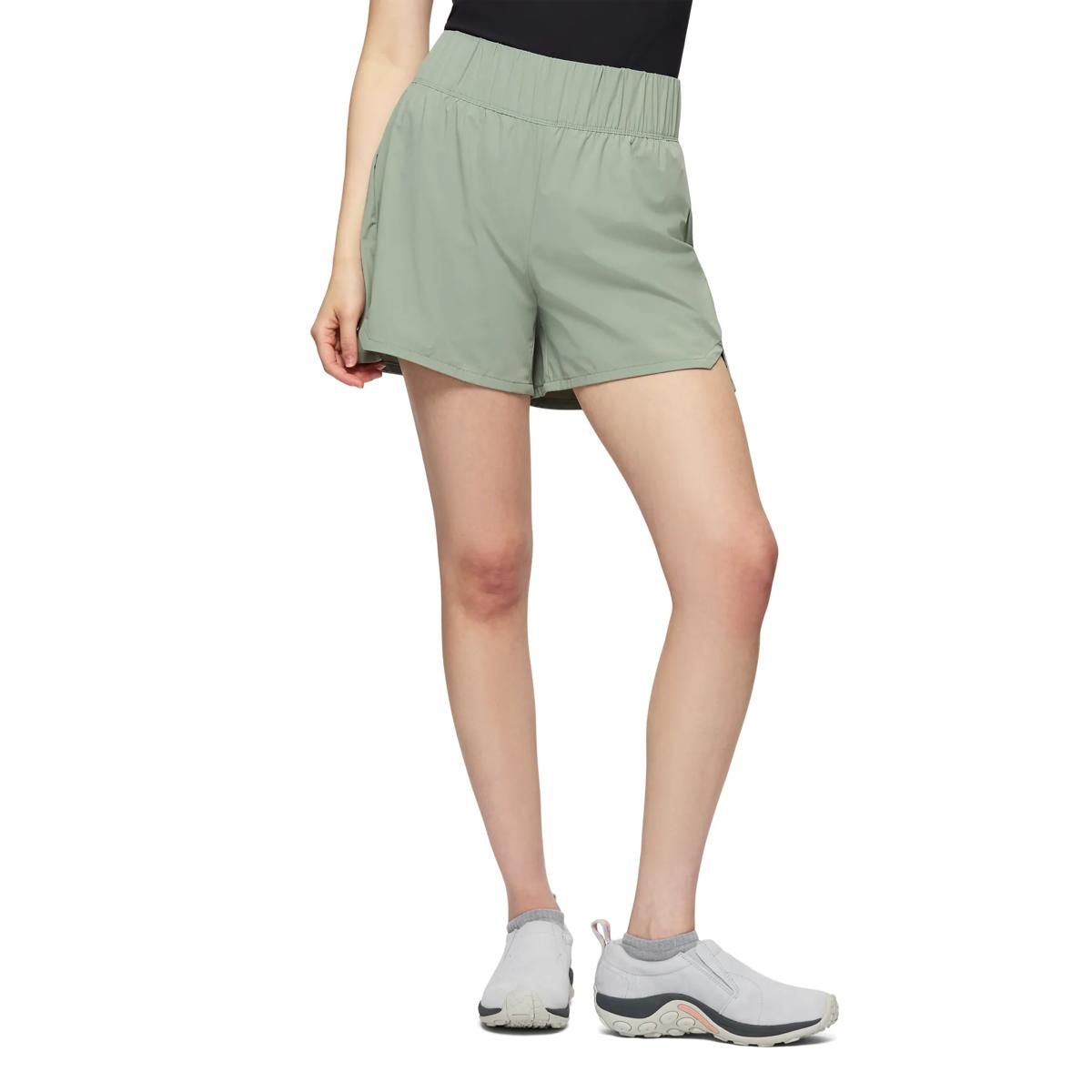 Victorai Running Short, Iceberg Green, dynamic 1