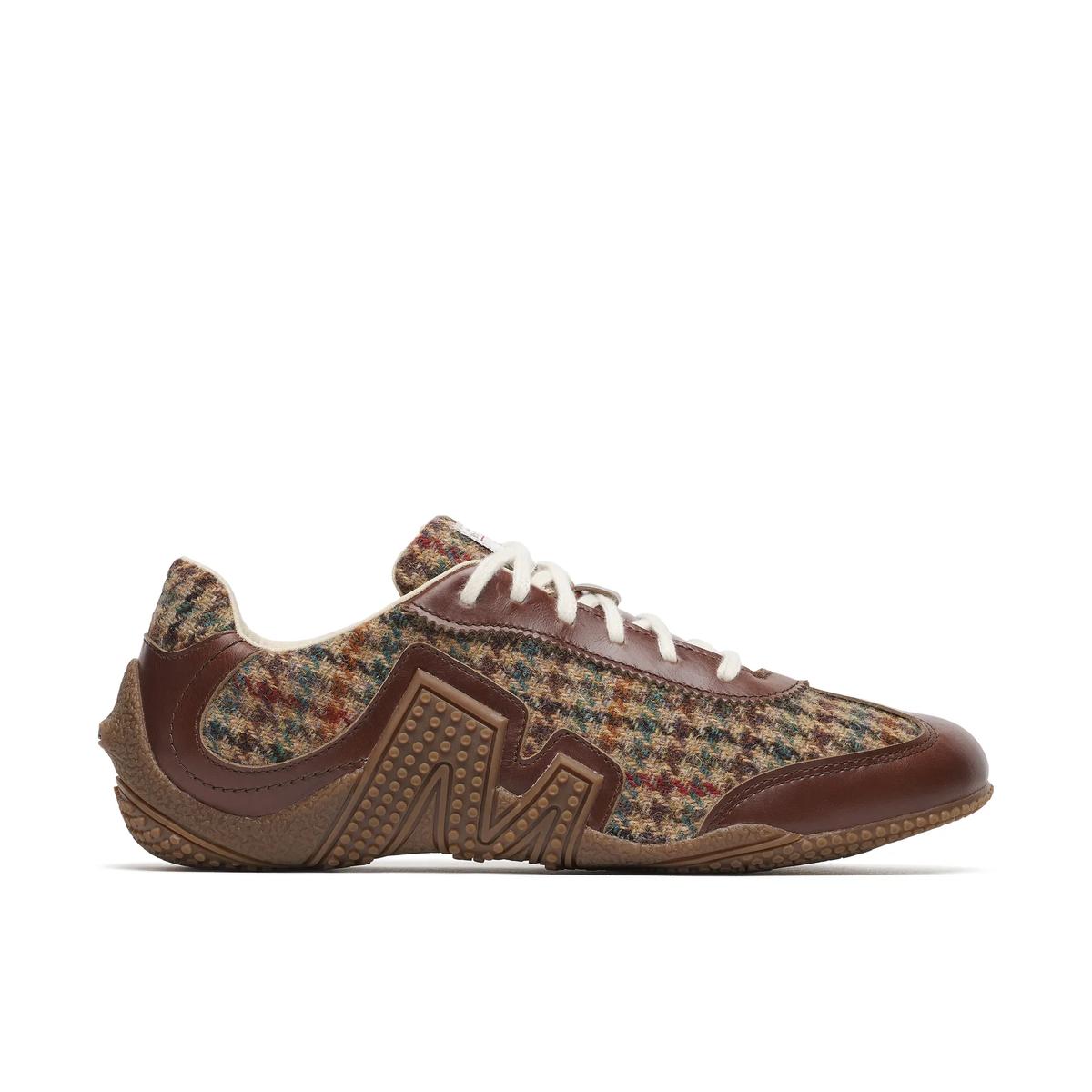 Relay Lace X Harris Tweed, Dark Walnut, dynamic 1