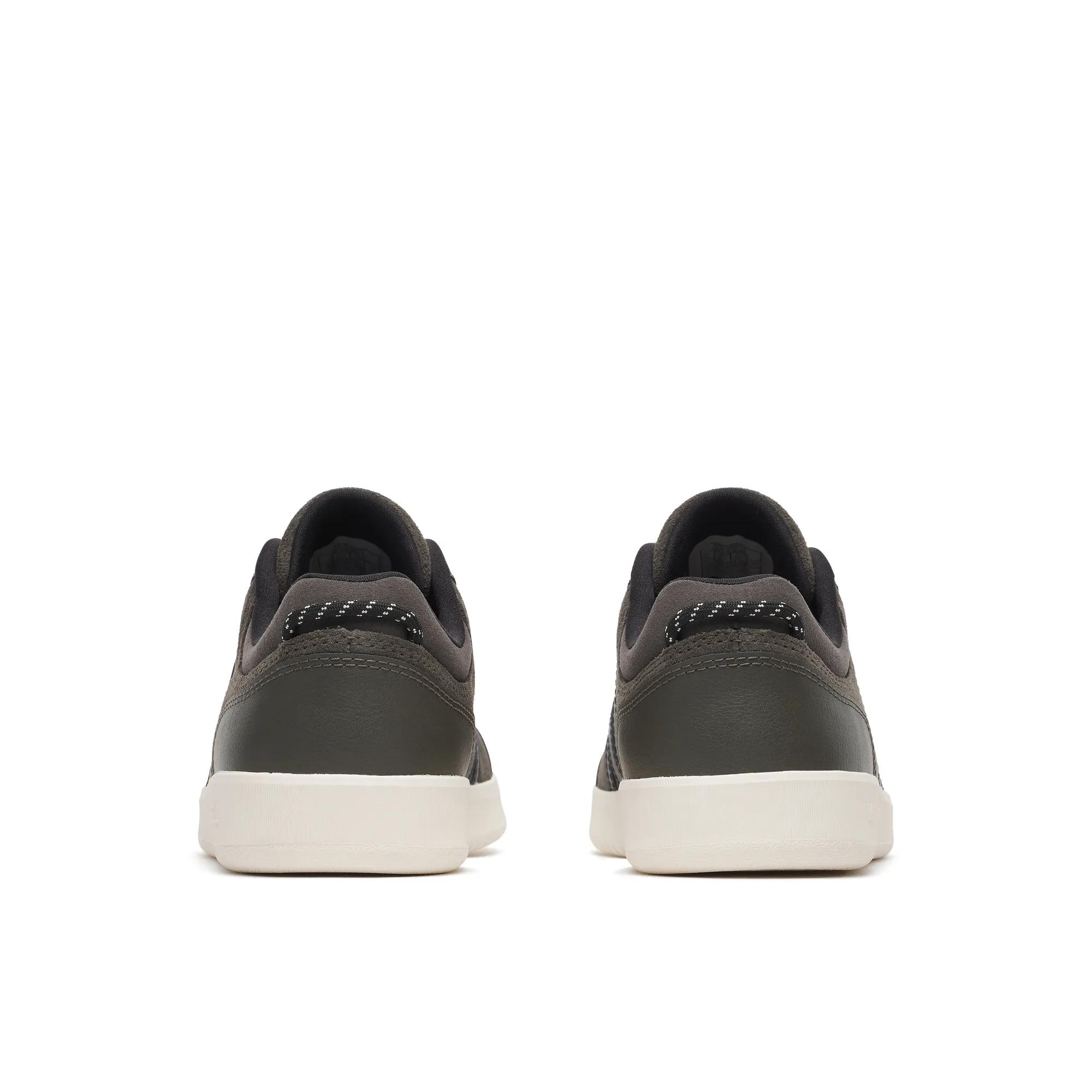 Cygnet Leather, Beluga, dynamic 4