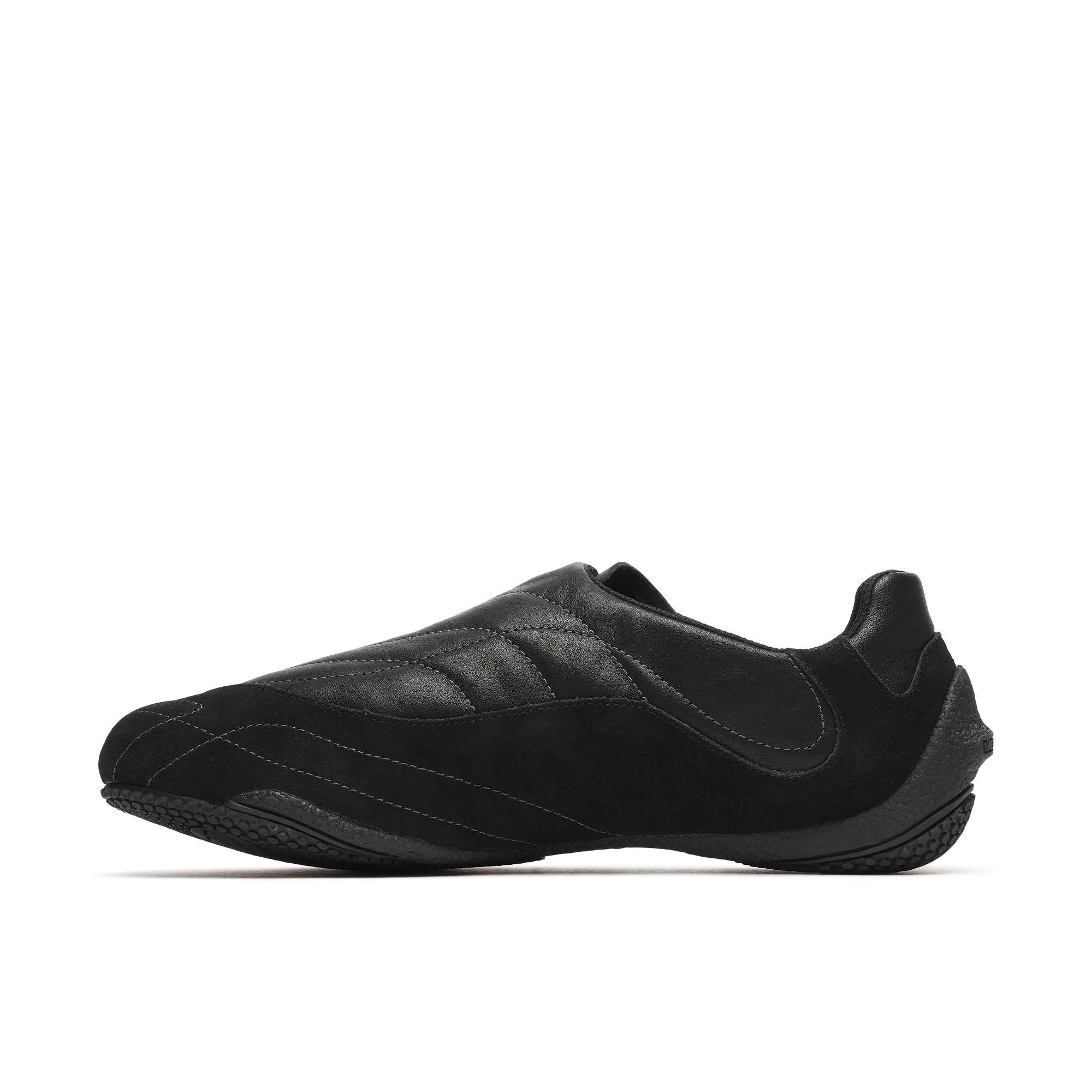 1TRL Relay Web, Black, dynamic 5