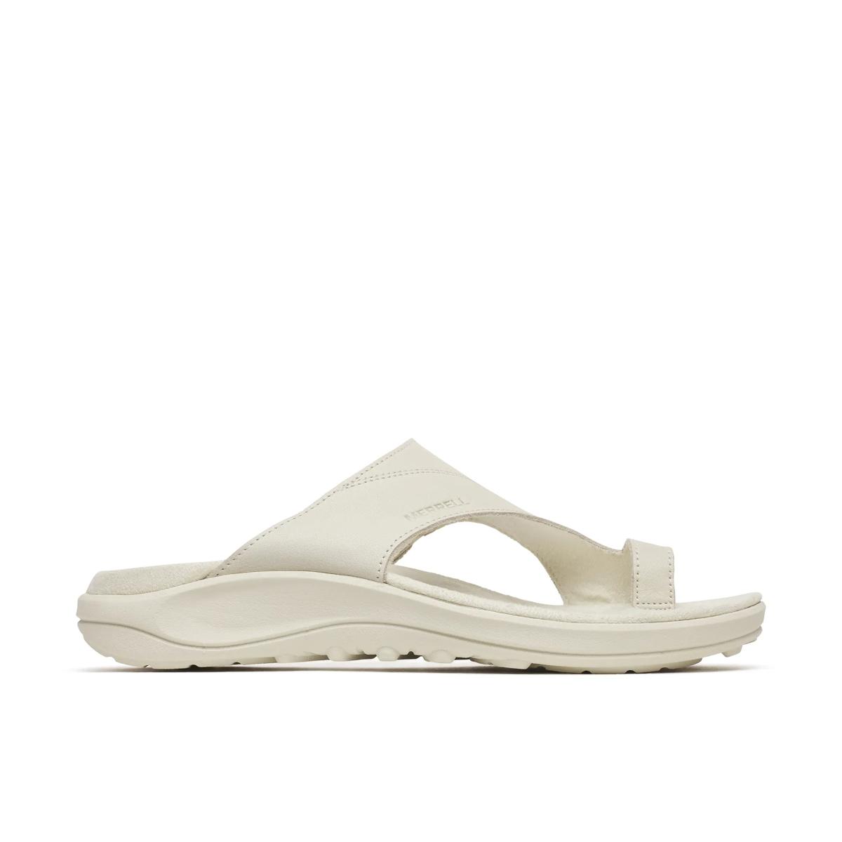 District 4 Luxe Post, Stucco, dynamic 1