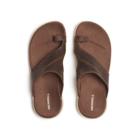 District 4 Luxe Post, Mole, dynamic 3