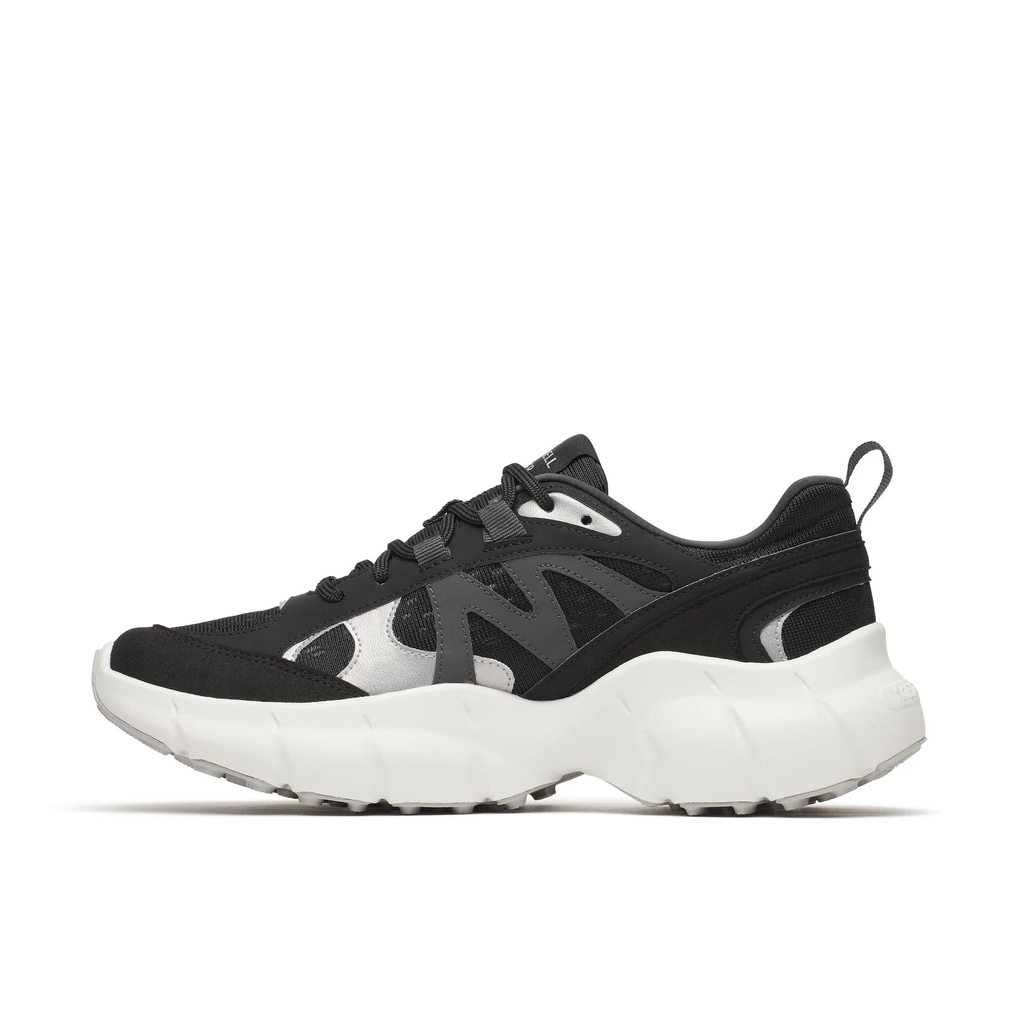 Clover Tech Sneaker, Black/White, dynamic 5