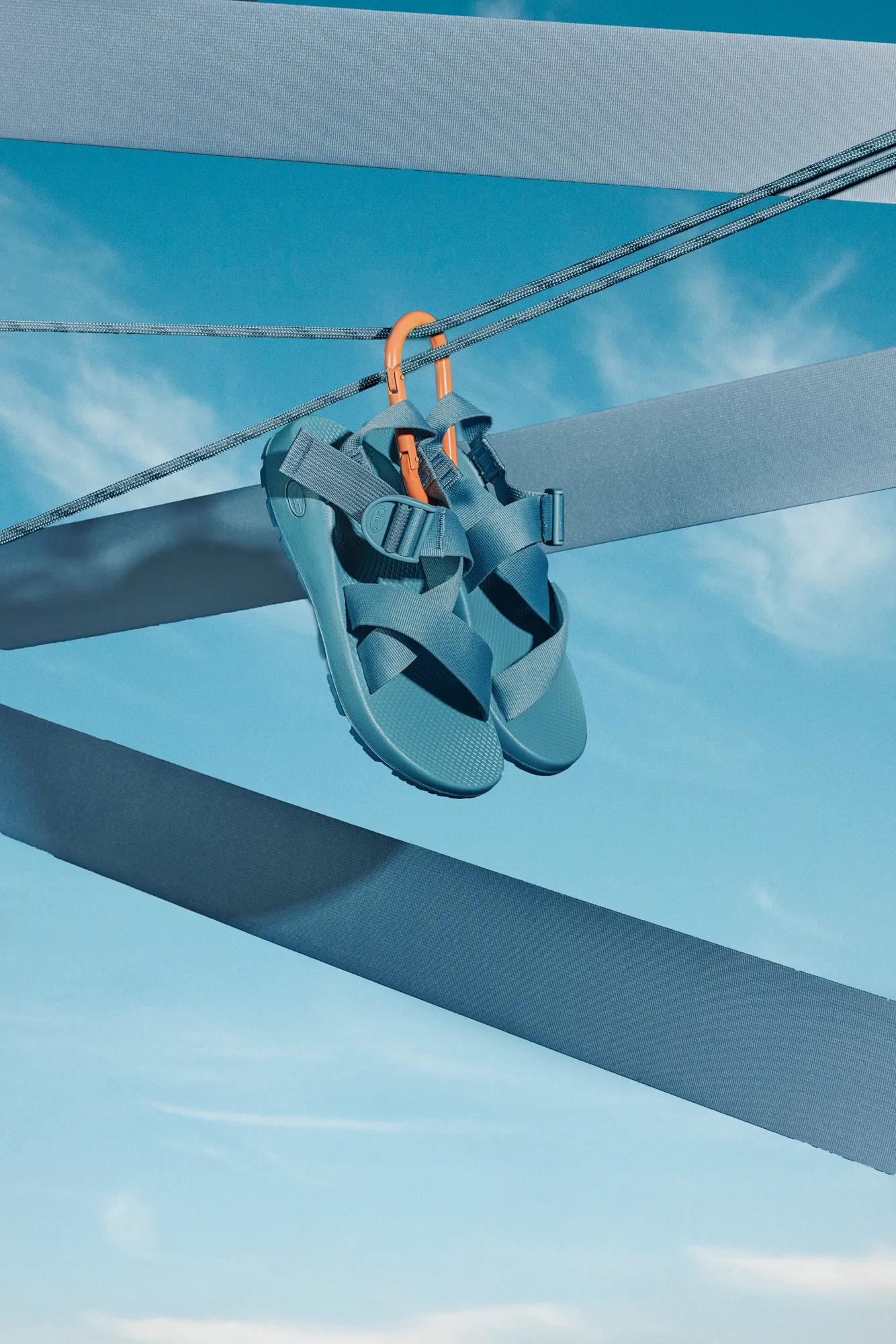 Mega Z/1 Wide-Strap Classic Sandal, Monochrome Overcast, dynamic 2