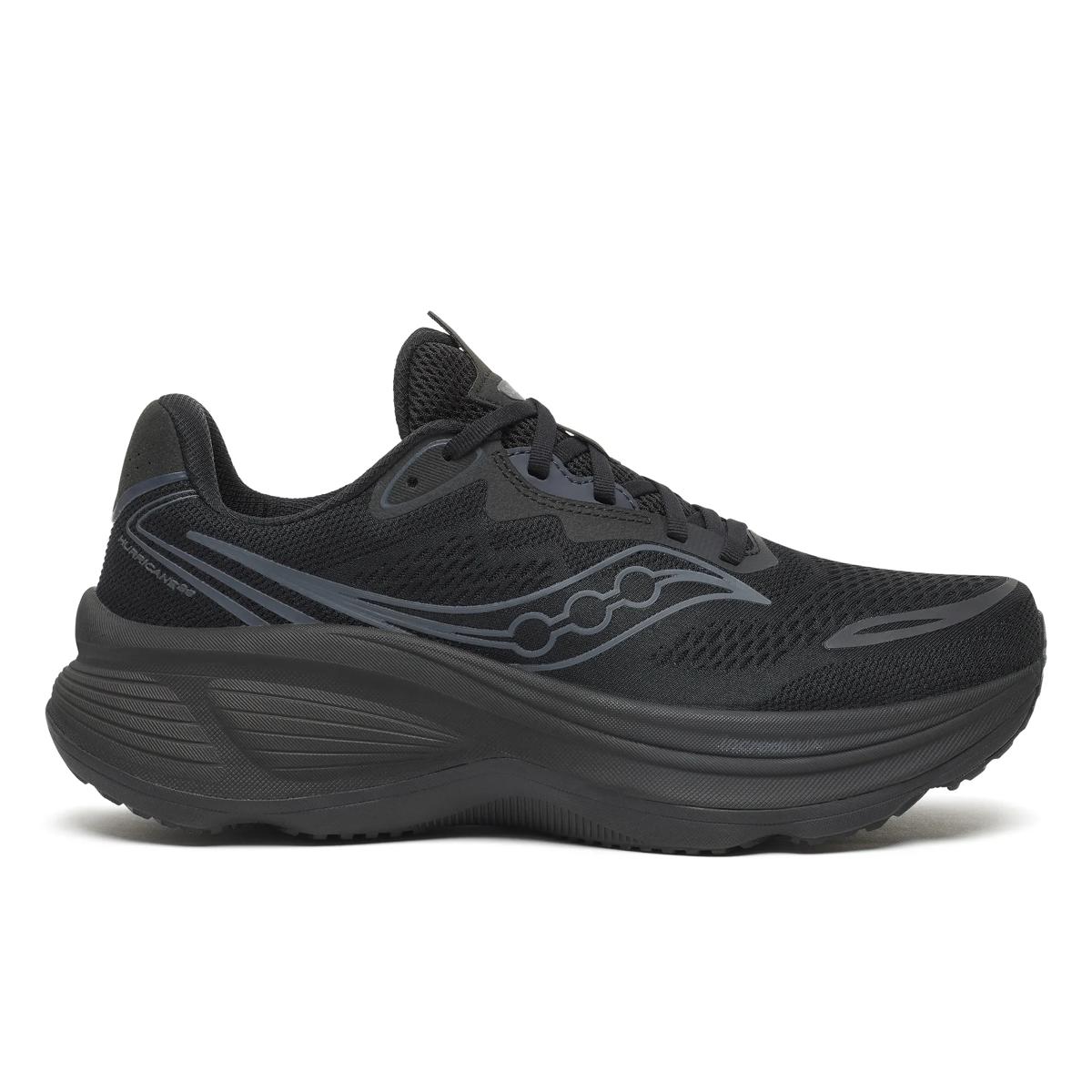 Hurricane 26, Triple Black, dynamic 1