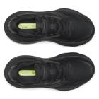 Hurricane 26, Triple Black, dynamic 5