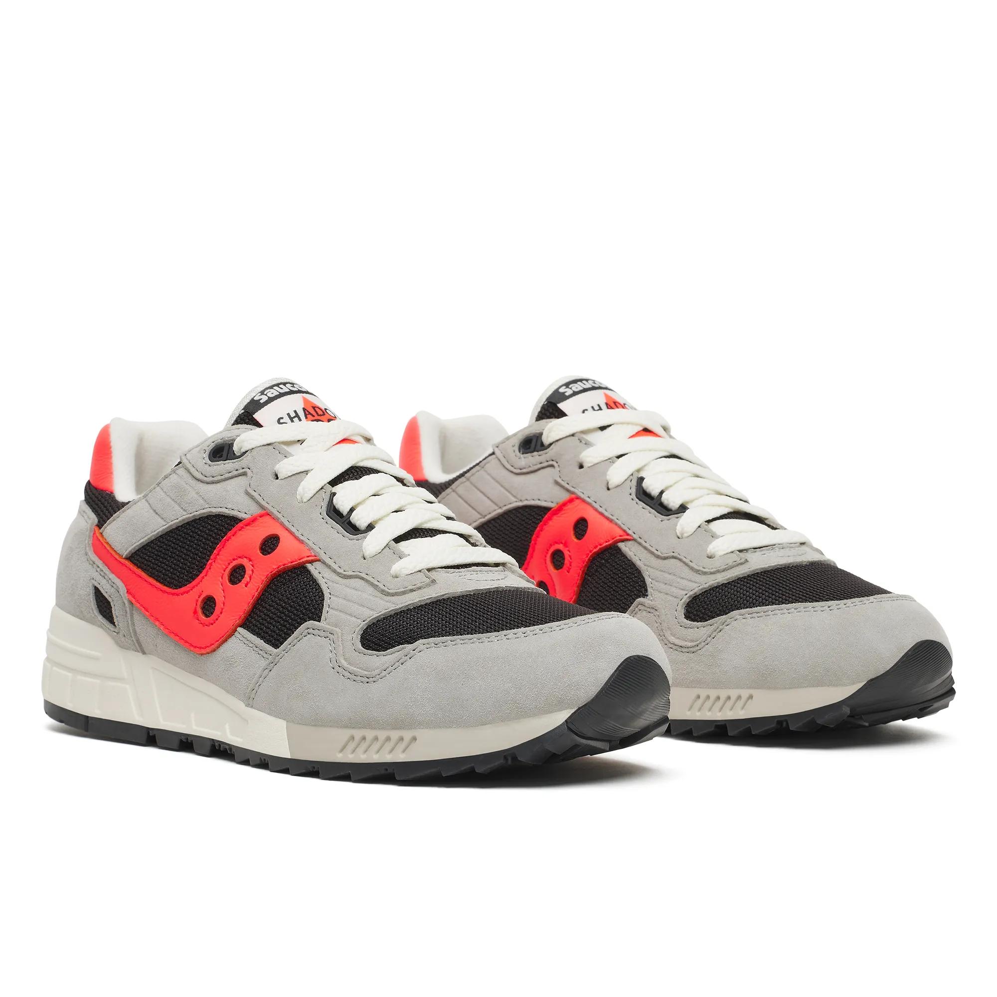 Shadow 5000, Debonair | Black, dynamic 2