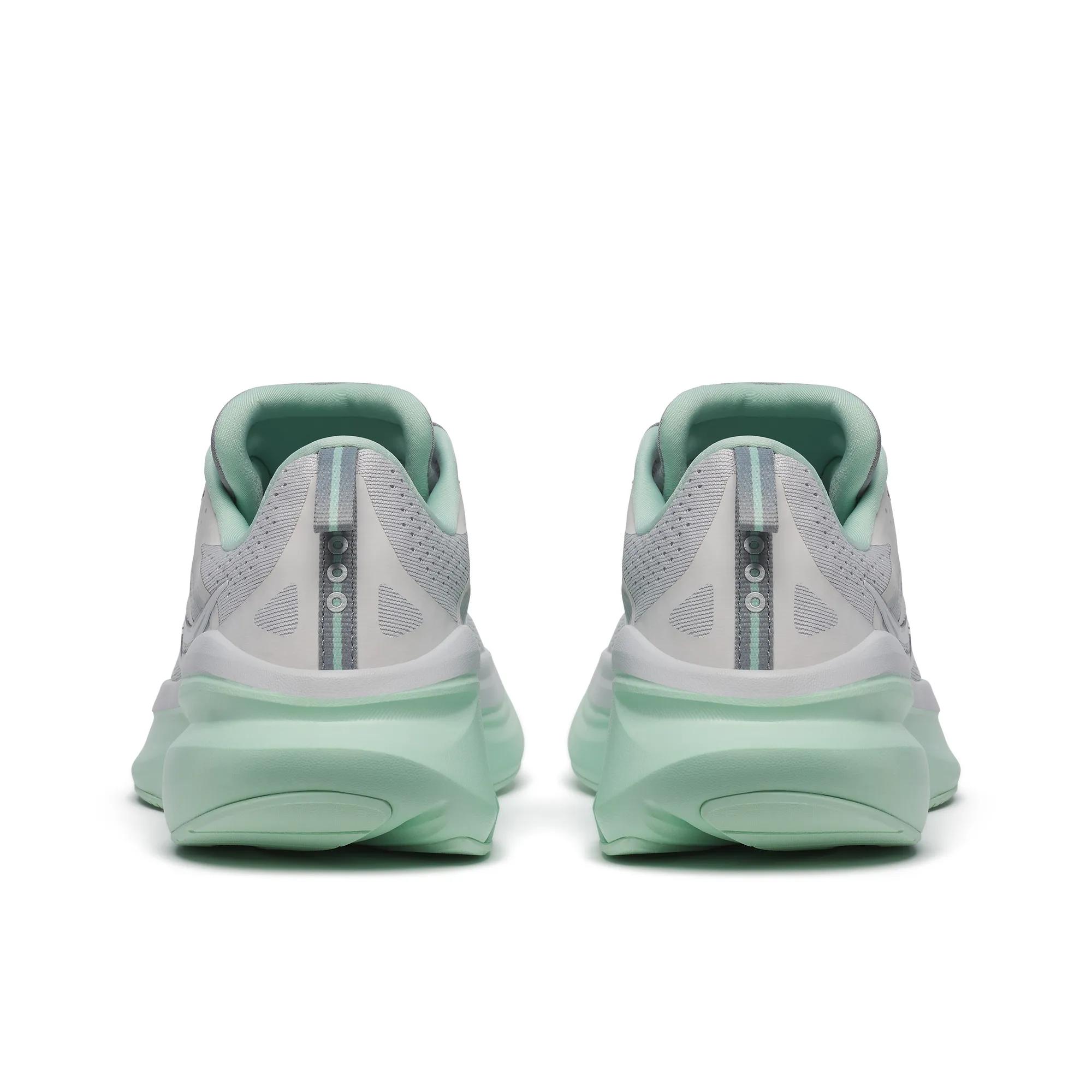 Omni 22, Fog | Jade, dynamic 4