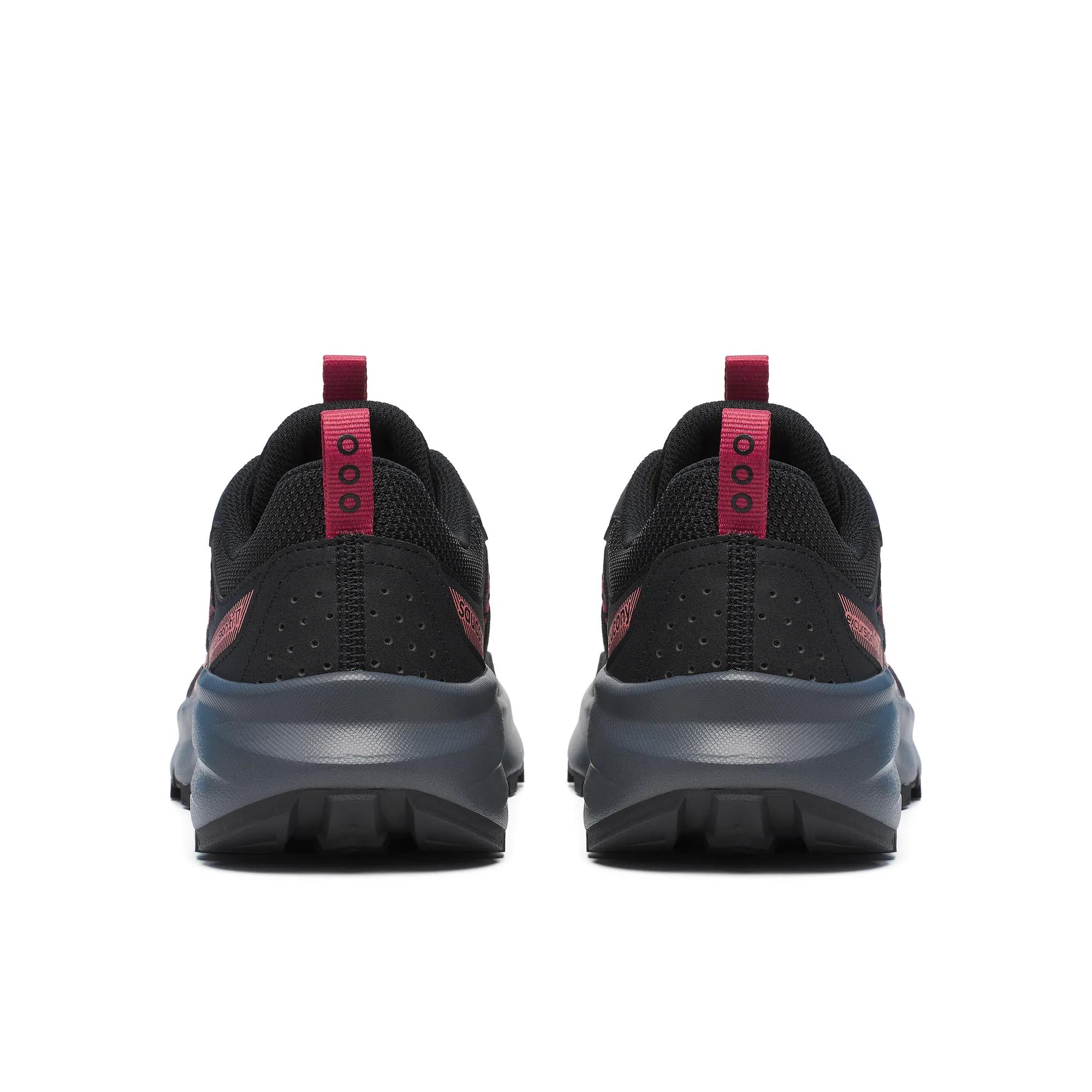 Excursion TR17, Black | Shadow, dynamic 4