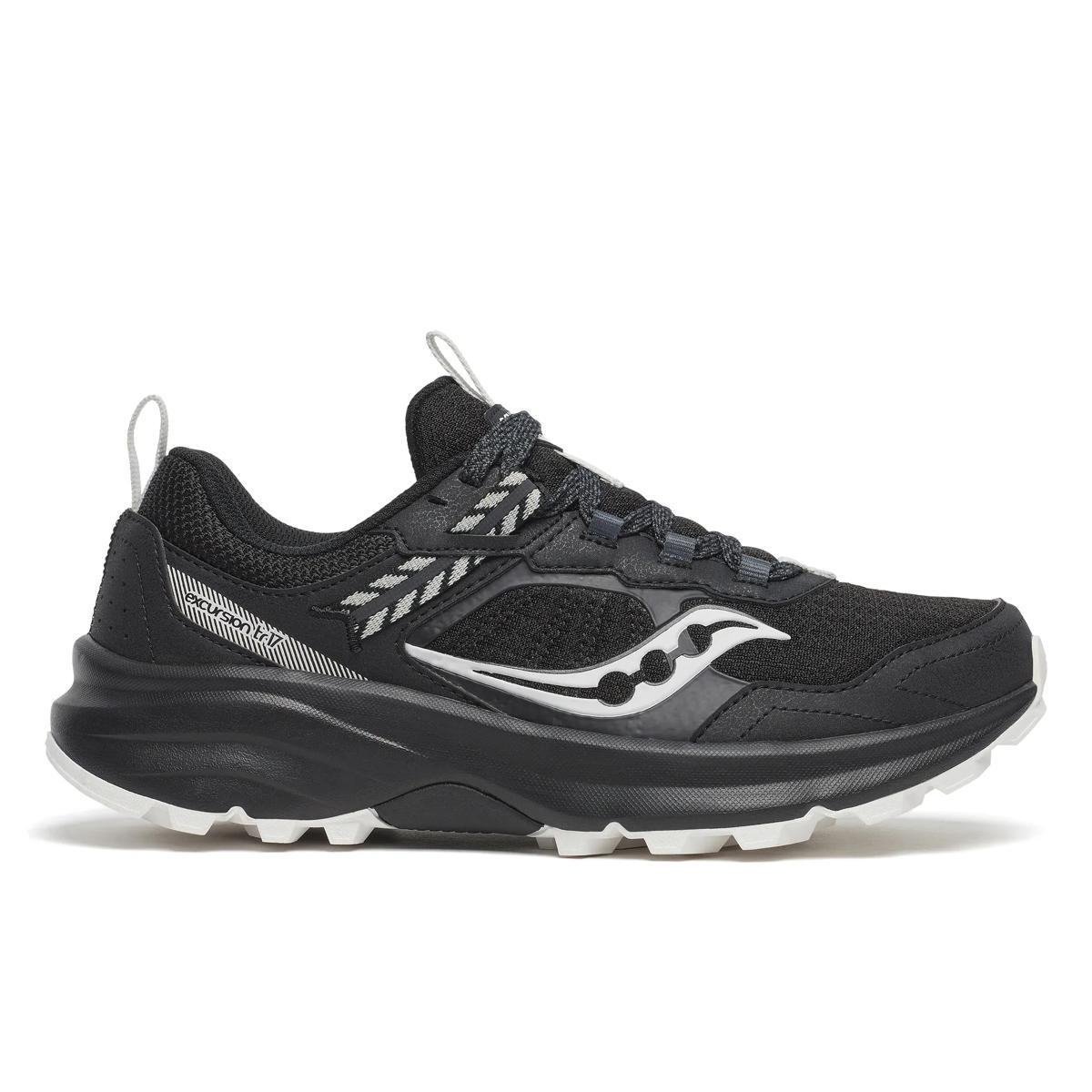 Excursion TR17 Wide, Black | White, dynamic 1