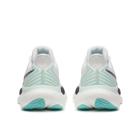 Triumph 23, White | Navy, dynamic 4