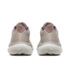 Triumph 23, Taupe, dynamic 4