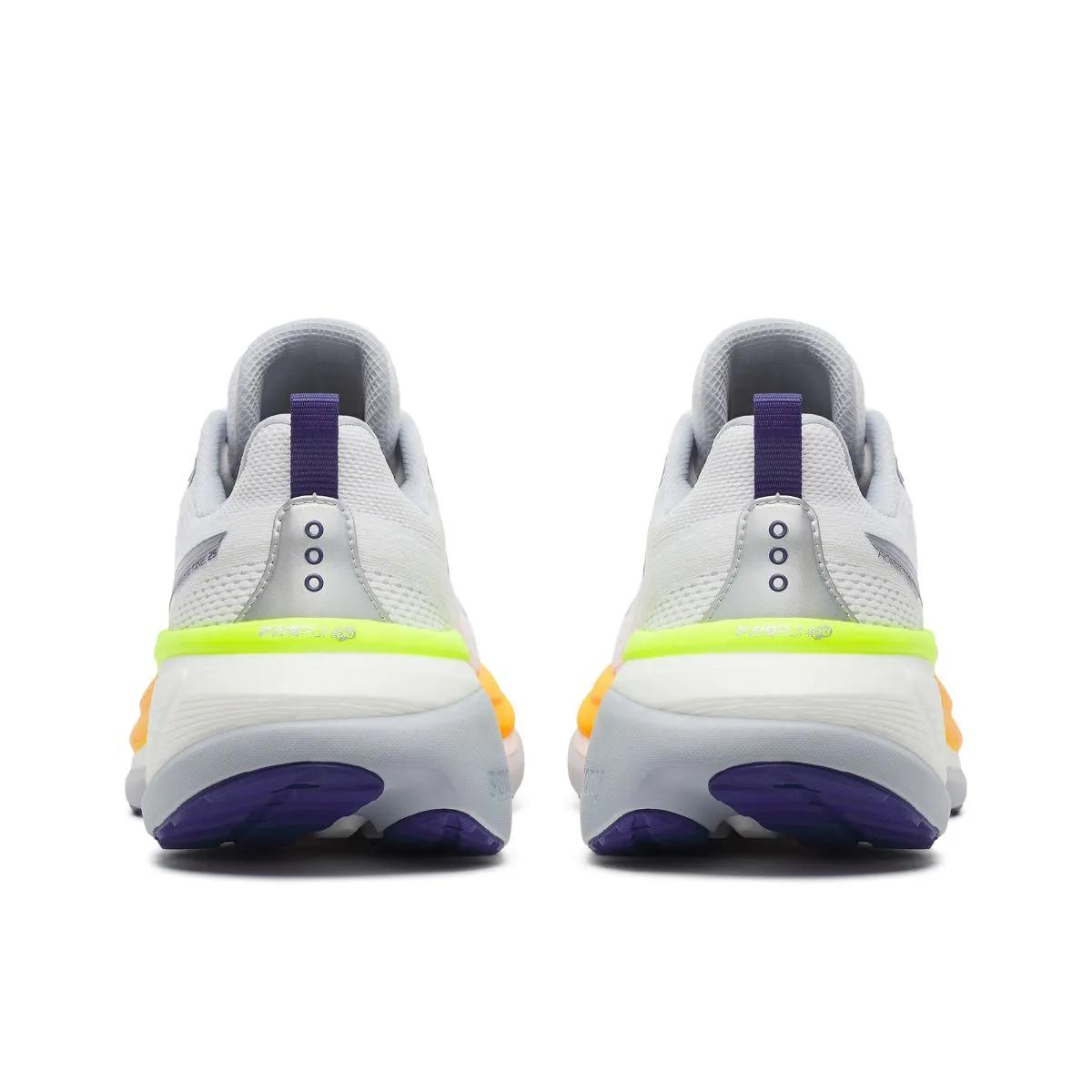 Hurricane 25, White | Frigid, dynamic 4