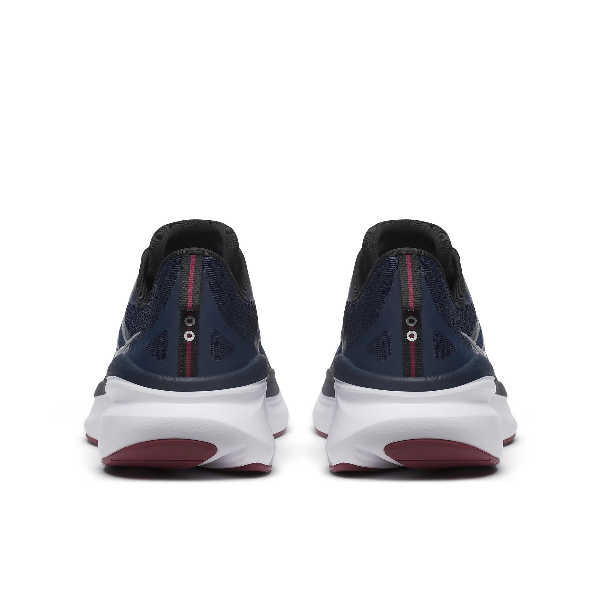 Omni 22 Wide, Navy | Currant, dynamic 4