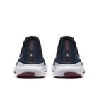 Omni 22 Wide, Navy | Currant, dynamic 4