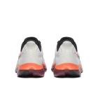 Kinvara 16, White | Crimson, dynamic 4