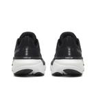 Hurricane 25 Wide, Black | White, dynamic 4