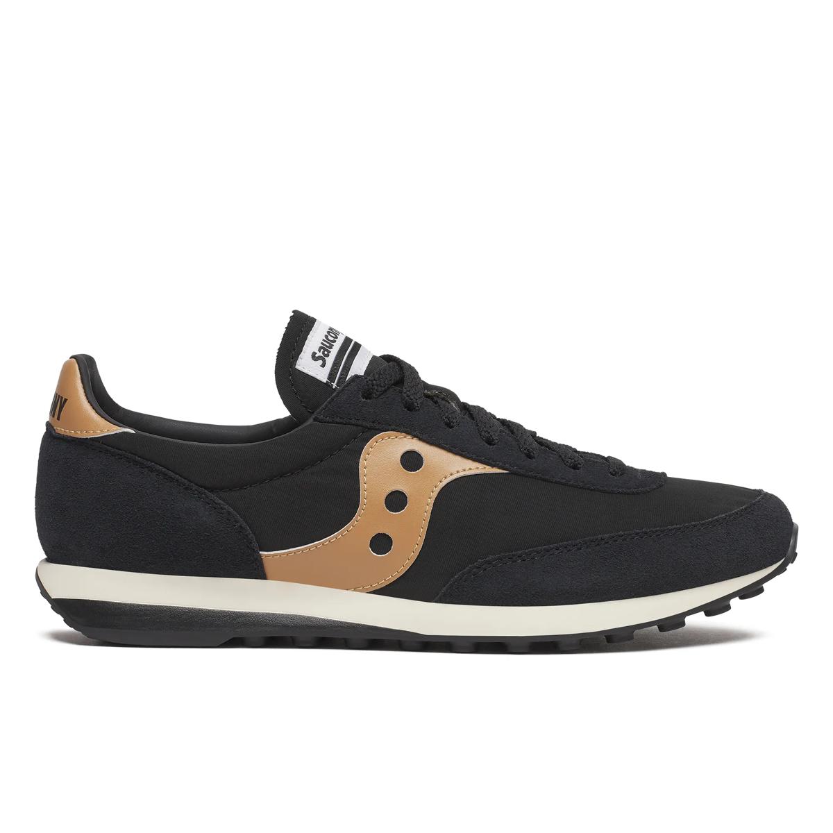 Trainer 80, Black | Gold, dynamic 1