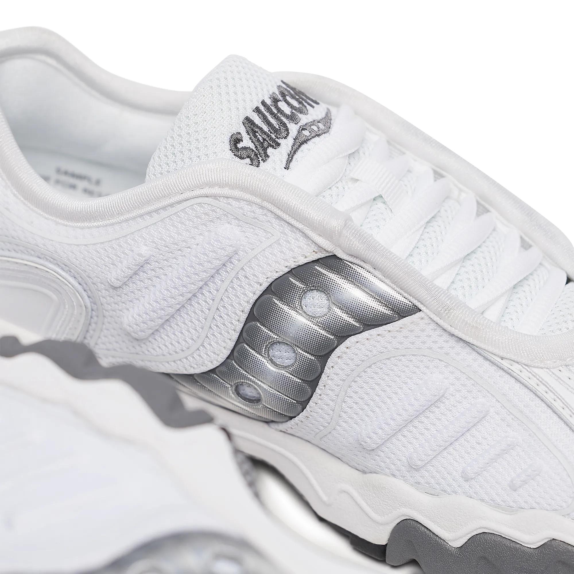 Matrix, White | Metallic, dynamic 7
