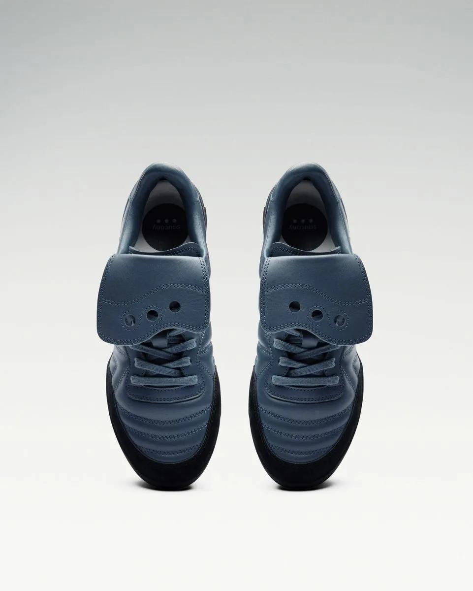 586i S, Navy | Black, dynamic 4