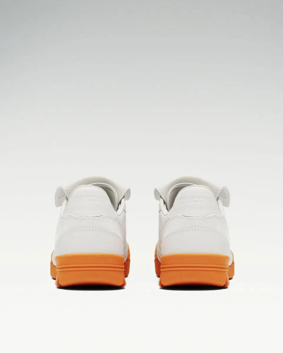 586i S, Ivory | Clay, dynamic 6