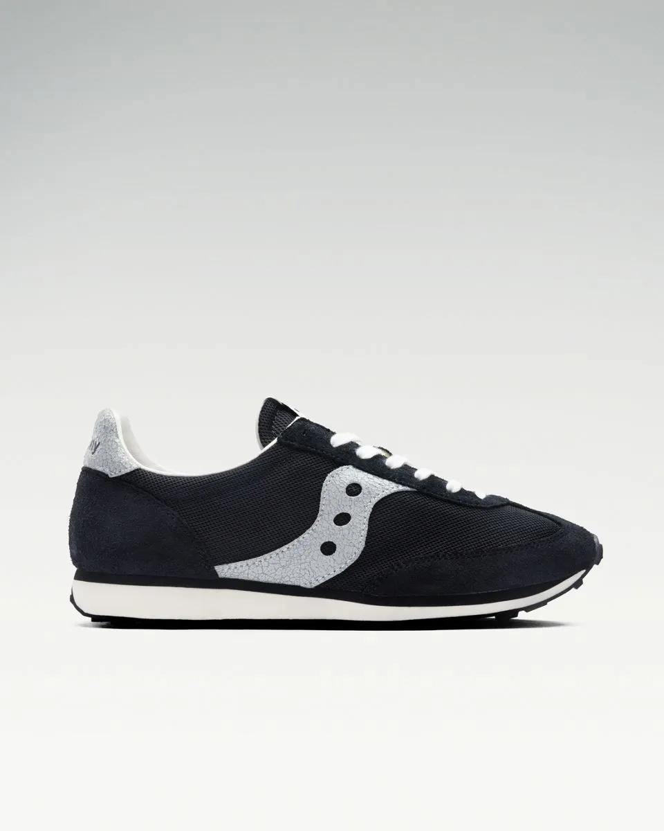 Gripper S, Black, dynamic 1