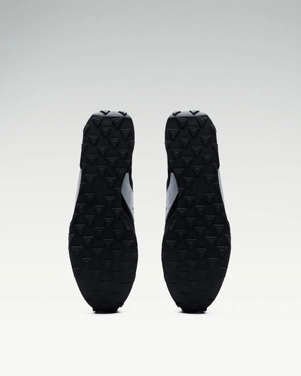 Gripper S, Black, dynamic 5