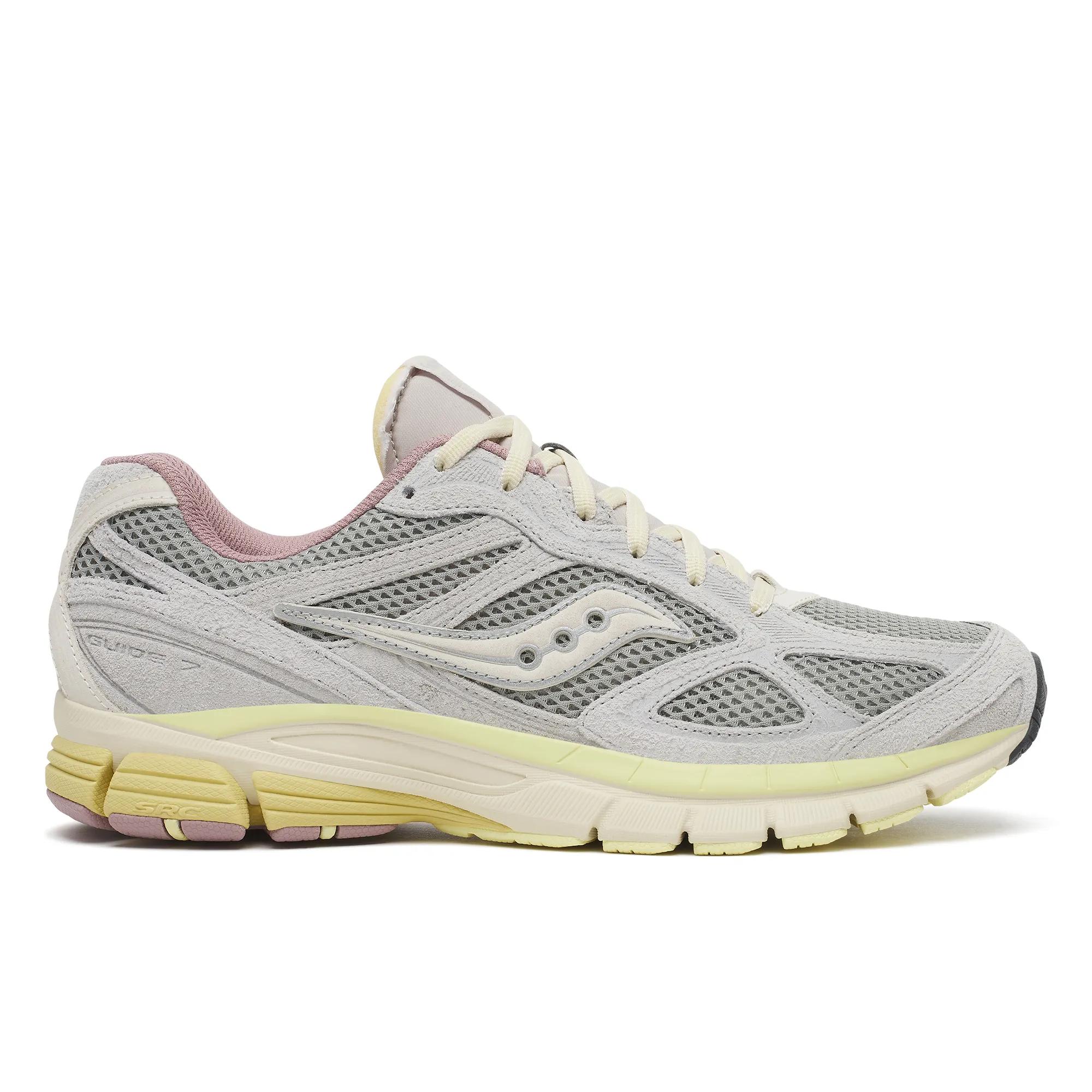 Saucony   3Sixteen X Guide 7 V7.3 Trainers - Grey  - Size UK 9