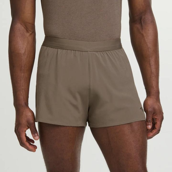 Outpace 2.5" Split Short, Pewter, dynamic