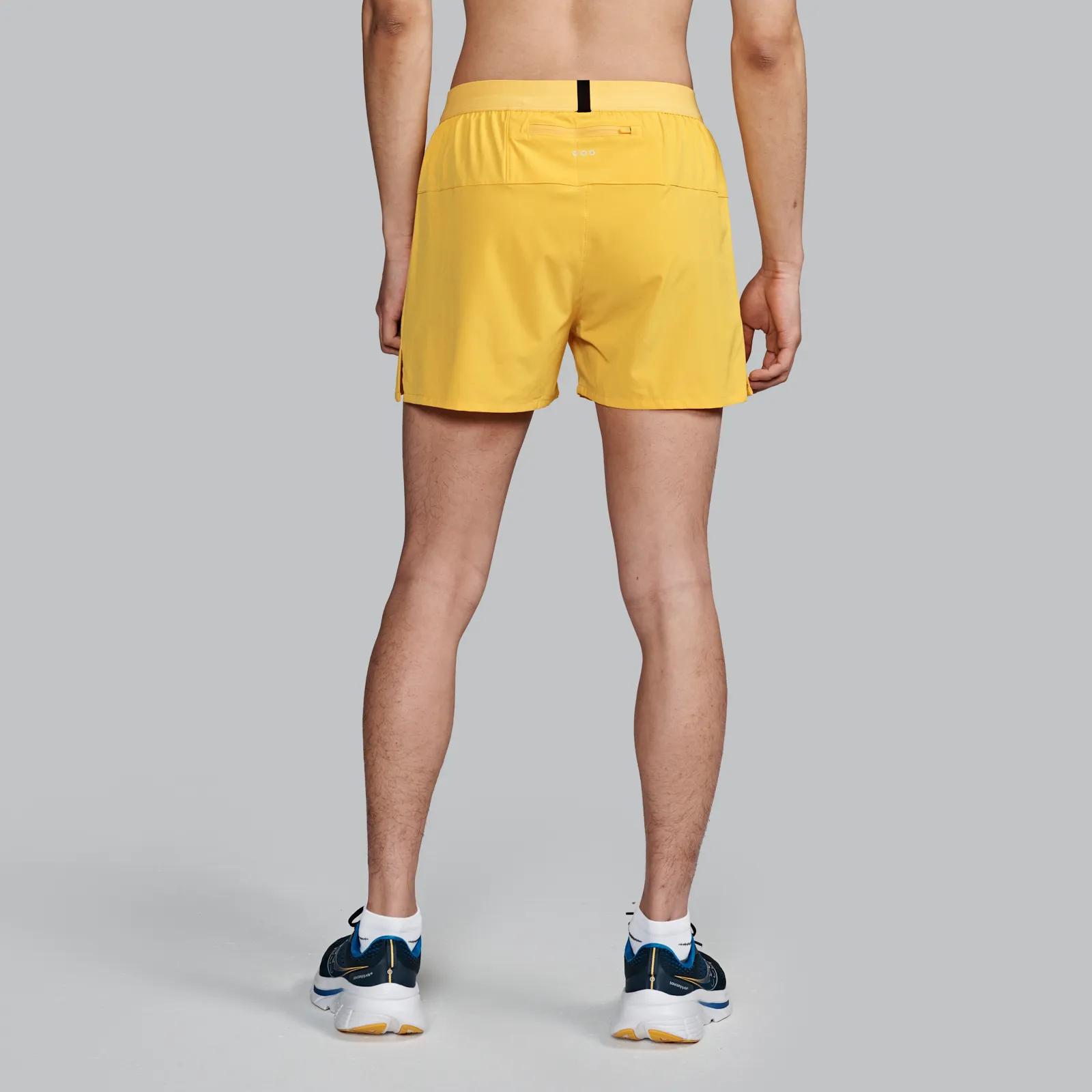 Outpace 3" Short, Pollen, dynamic 3