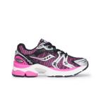 Triumph 4 KDZ, Black/Pink, dynamic 1