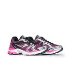 Triumph 4 KDZ, Black/Pink, dynamic 2