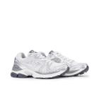 Triumph 4 KDZ, White/Silver, dynamic 2