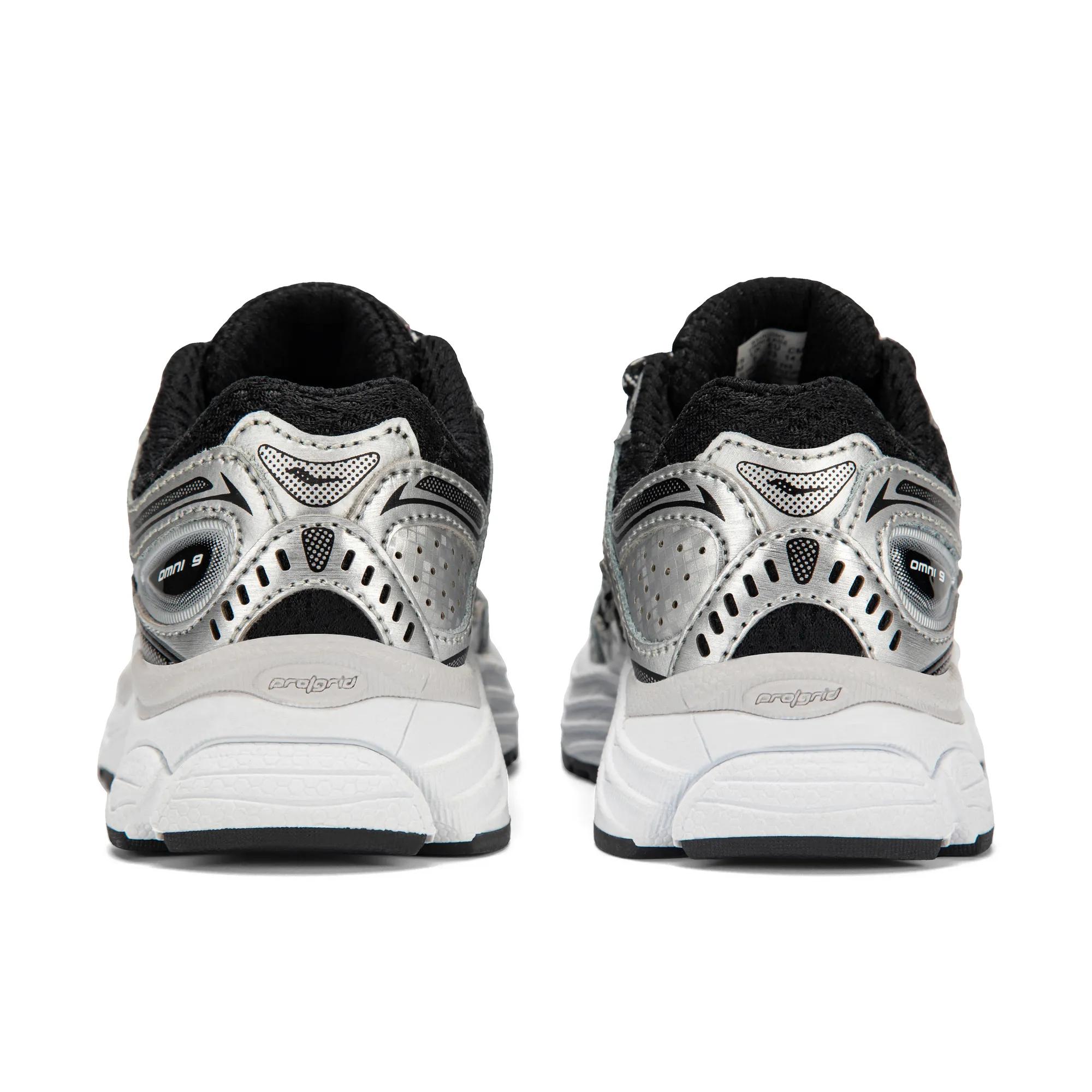 Omni 9 KDZ, Black/Silver, dynamic 4