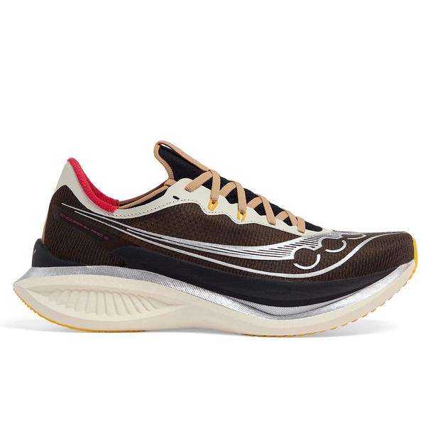 Highsnobiety X Saucony Endorphin Pro 5, Coffee | Cream, dynamic