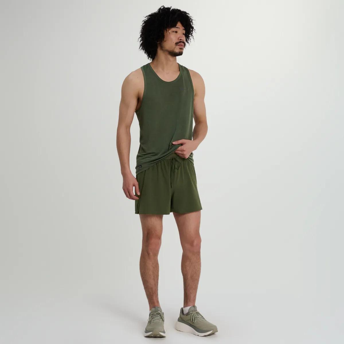 Outpace 3" Short, Fatigue, dynamic 1