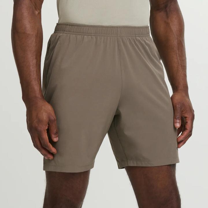 Outpace 7" Short, Pewter, dynamic